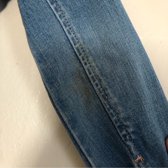 ❤️5/$25 SALE Gap Kids Crop Long Sleeve Blue Denim Button Snap Pocket Jean Jacket - Picture 7 of 8